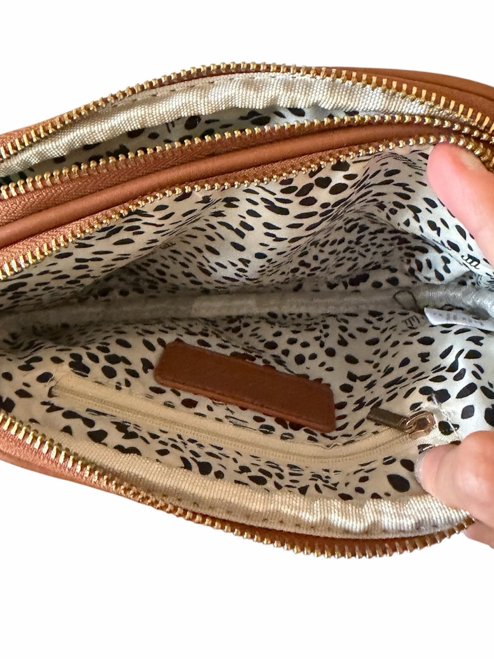 Mali + Lili Ava Woven Vegan Leather Crossbody Bag - Picture 5 of 8